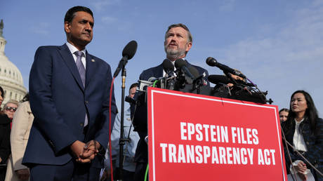 FILE PHOTO: Rep. Thomas Massie (R-KY) speaks alongside Rep. Ro Khanna (D-CA) outside the US Capitol