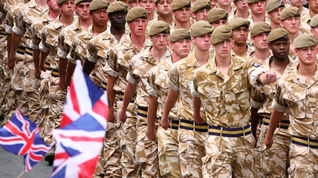 FILE PHOTO: British soldiers