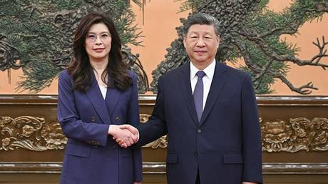 Chinese President Xi Jinping with Kuomintang party chairwoman Cheng Li-wun, Beijing, April 10, 2026.