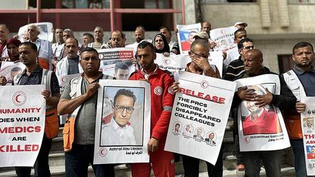 Red Crescent workers, April 2025.