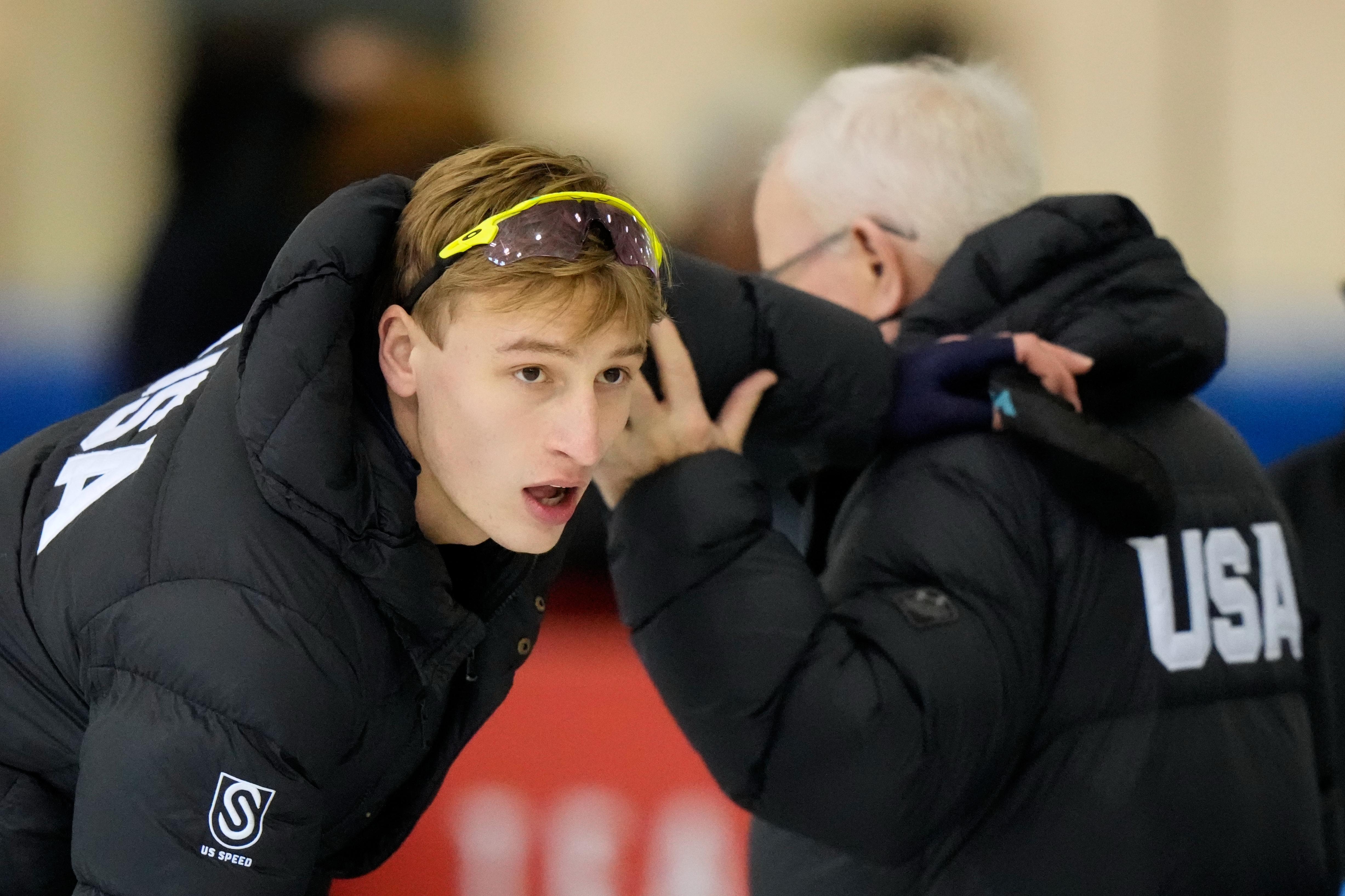 Jordan Stolz copletes his warm ups at the U.S. Olympic...