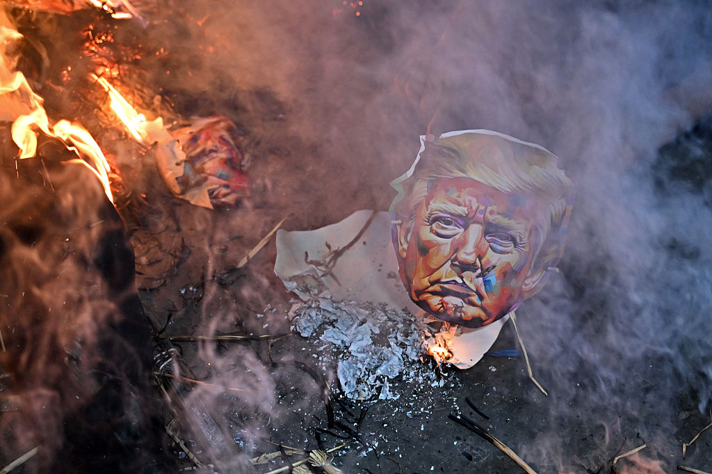 TOPSHOT-INDIA-US-TRADE-TARIFF-PROTEST