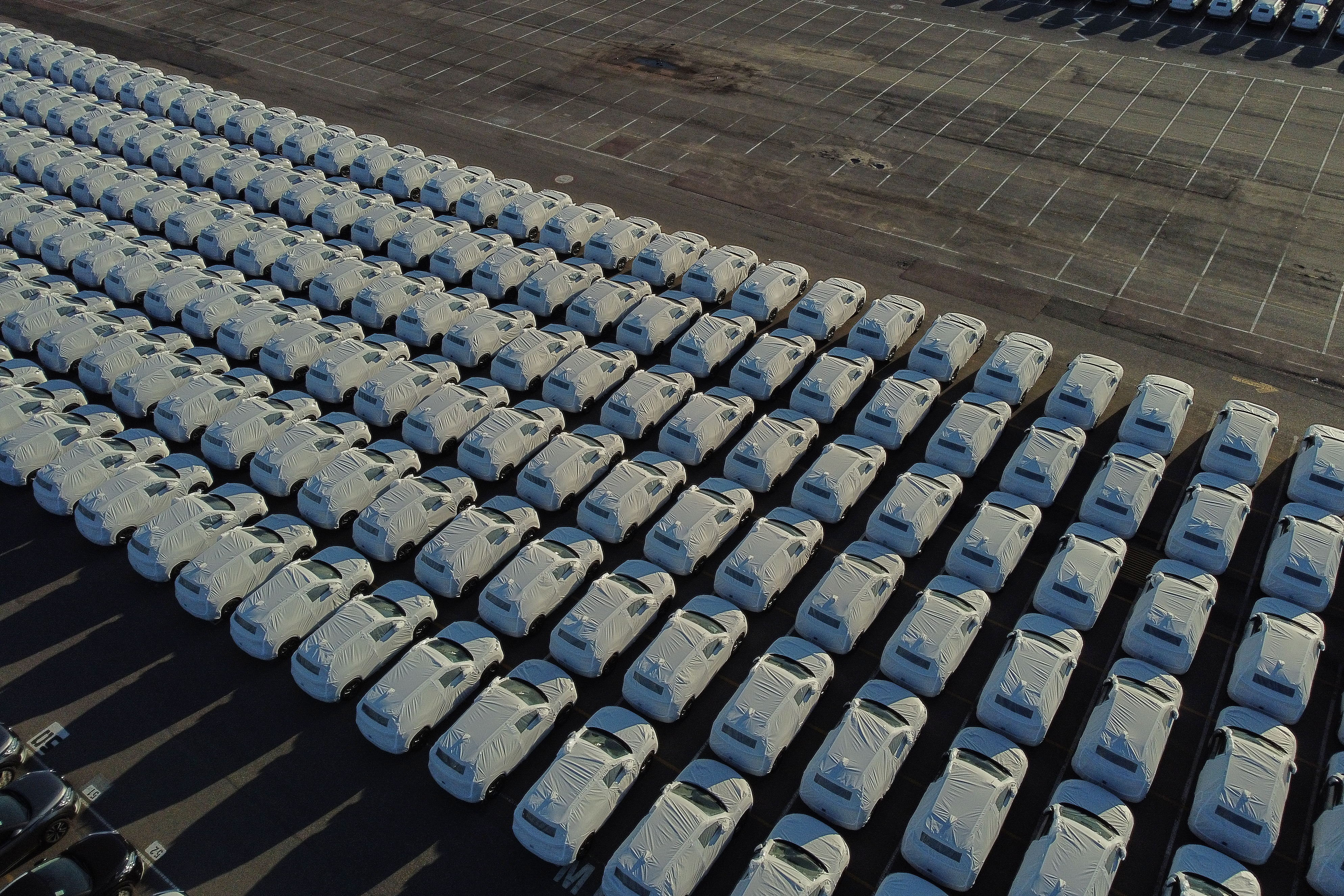 Chinese automaker BYD makes historic first full-ship arrival in Argentina