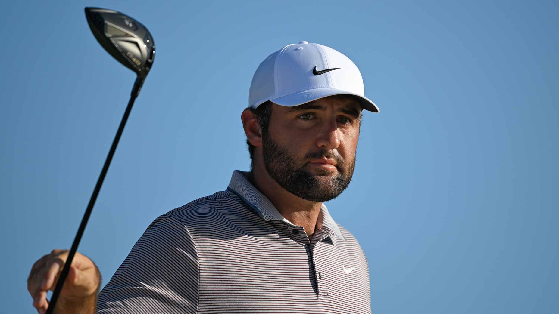 2026 American Express odds: Scottie Scheffler holds his driver during the 2025 Hero World Challenge.