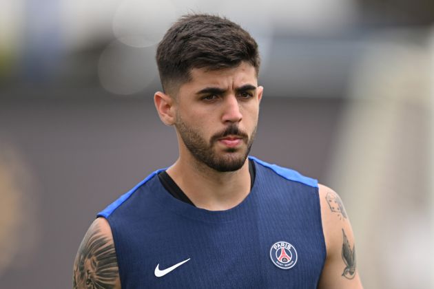 Lucas Beraldo in PSG training