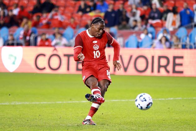 Jonathan David in action for Canada