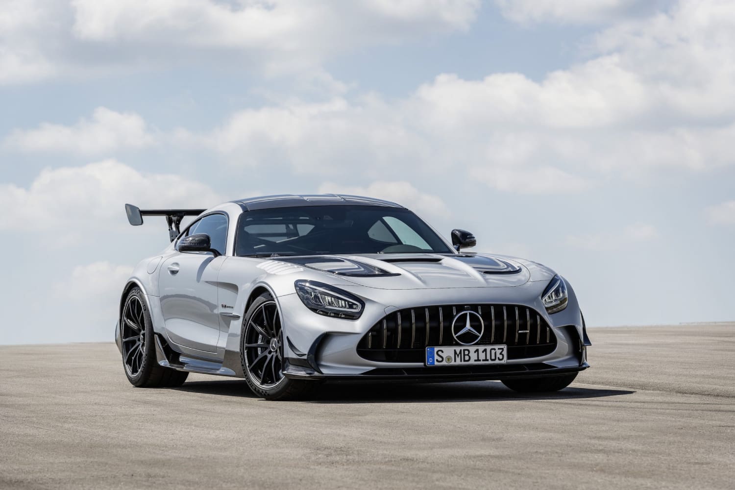 2021-Mercedes-AMG-GT-Black-Series