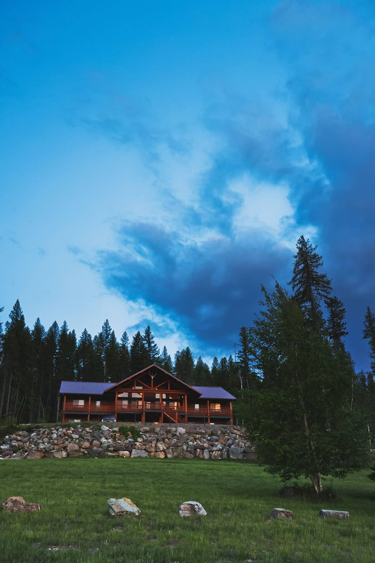 glacier national park lodging