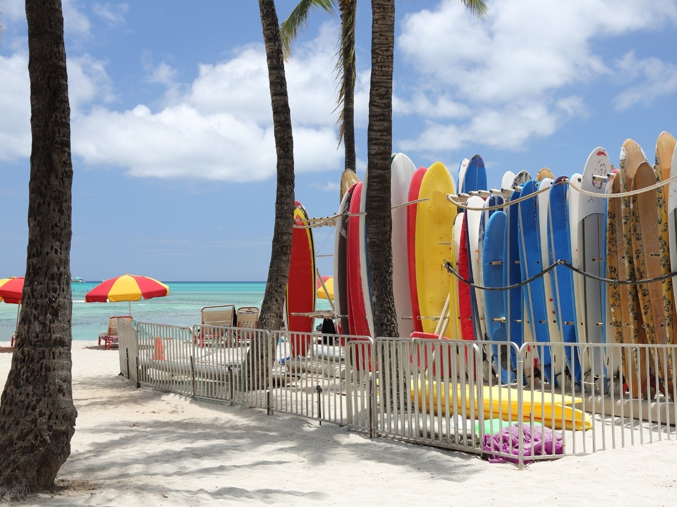 Lodging & Dining In Oahu