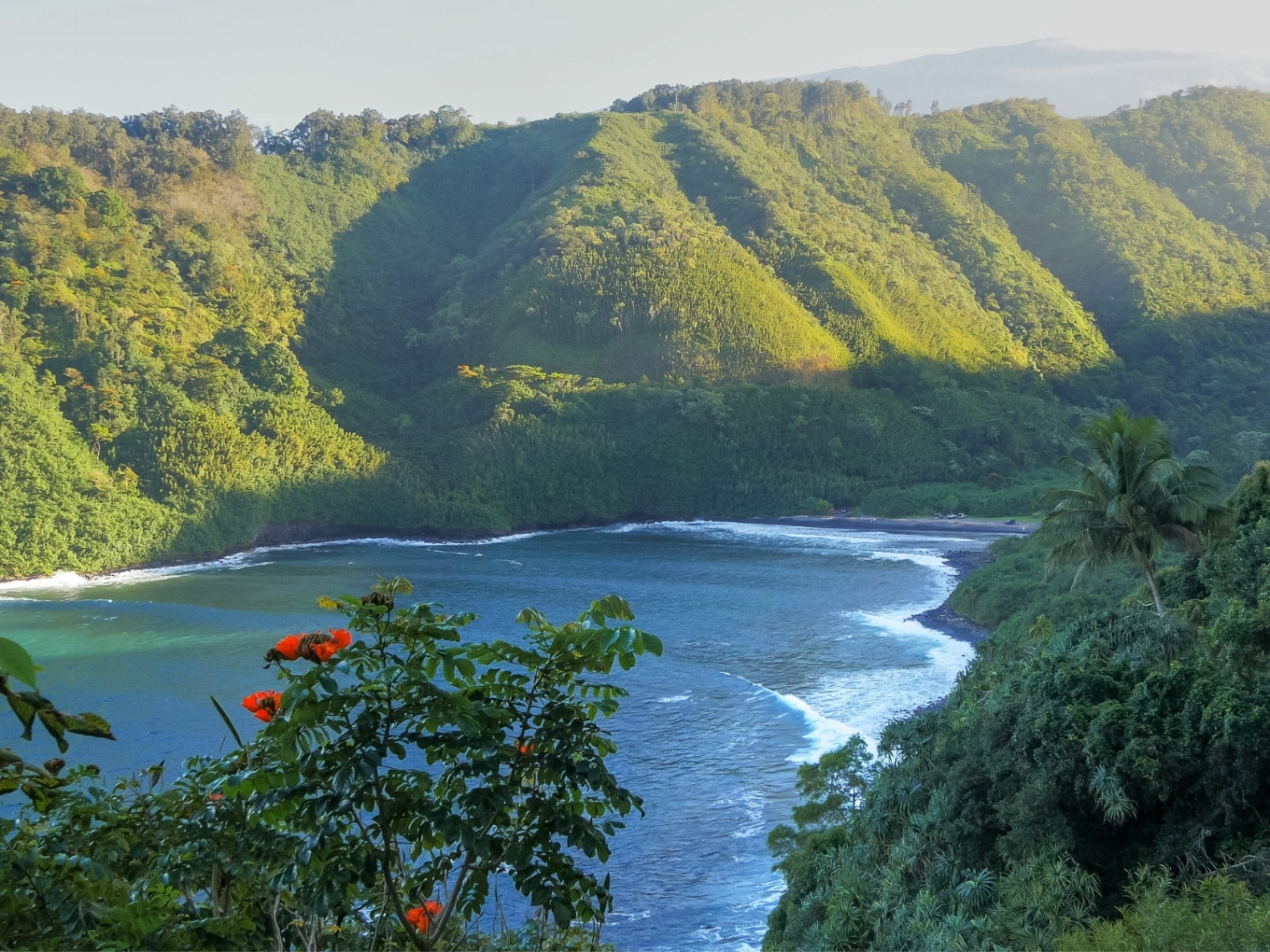 Honomanu Bay | Road To Hana