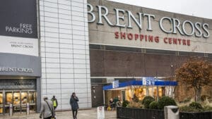 John Lewis faces a High Court battle as Brent Cross landlords Hammerson and Standard Life argue a 1972 lease entitles them to a cut of click-and-collect sales.